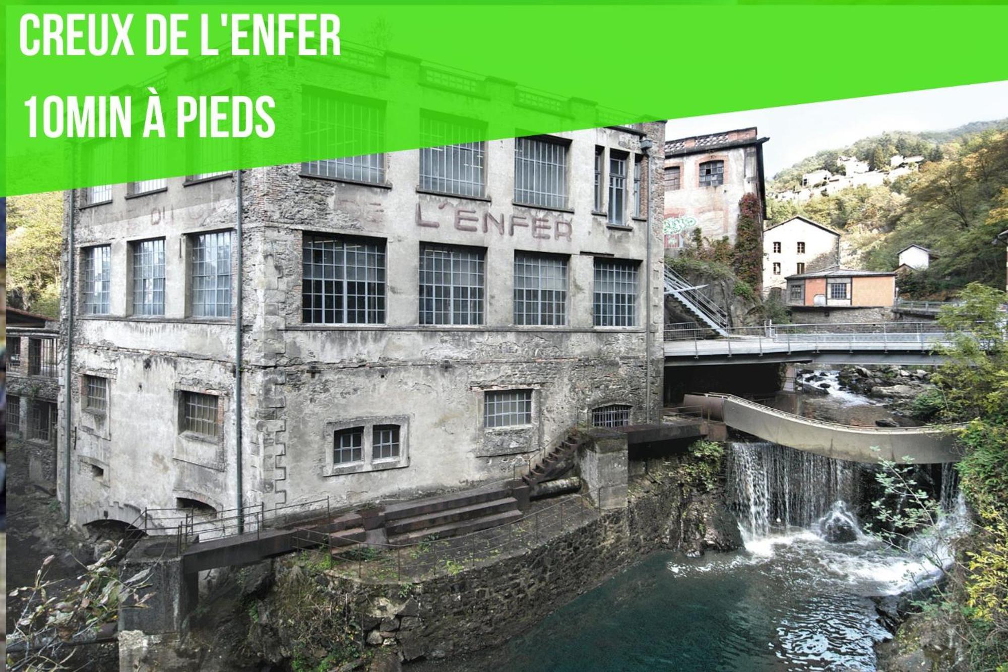 Le Grand Pirou # Lumineux # Halte Auvergne تيير المظهر الخارجي الصورة